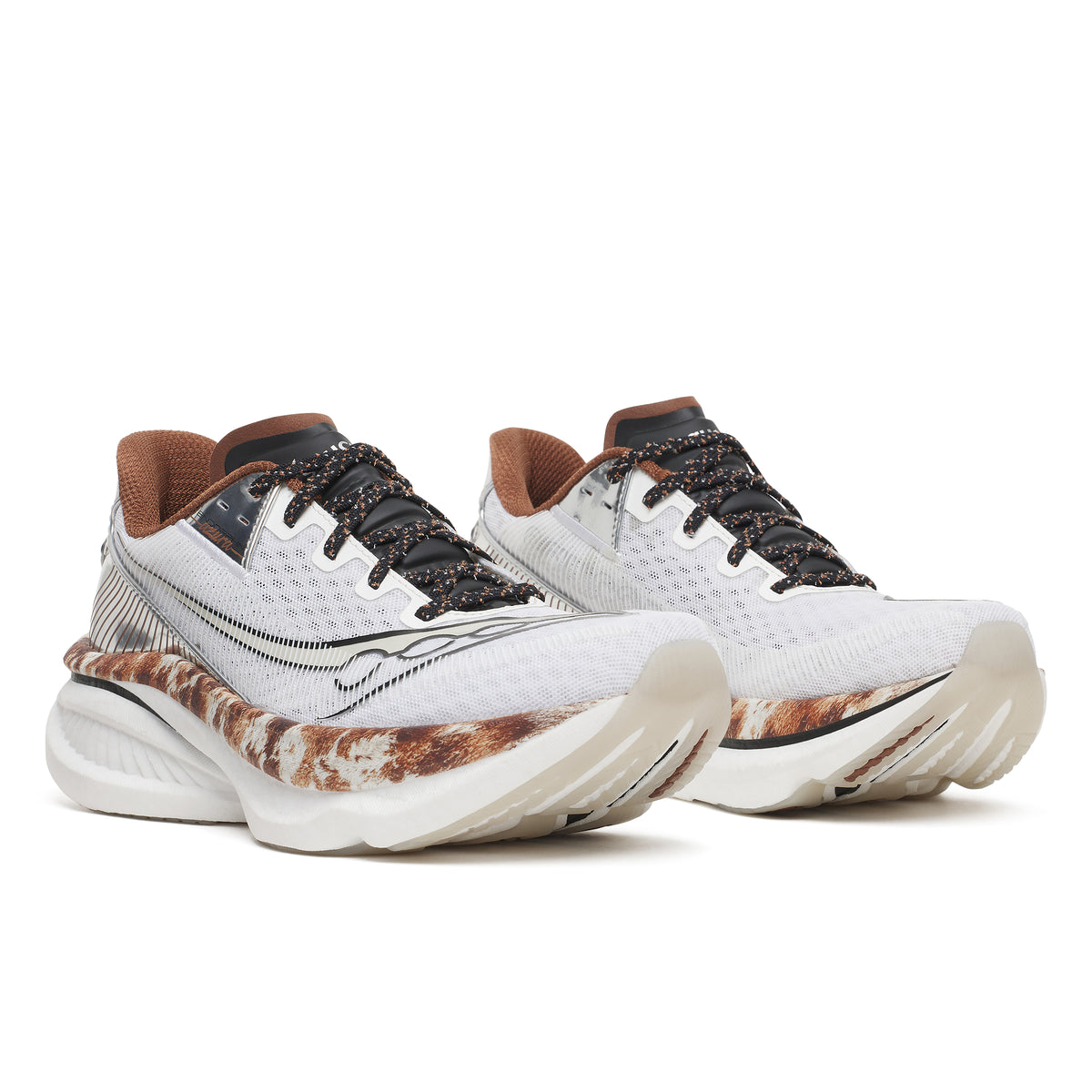 ホワイト／クローム