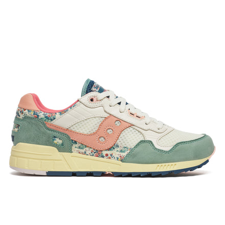 ベージュ／ブルー